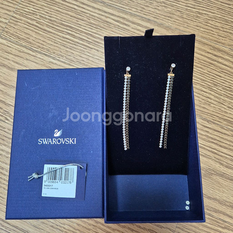 스와로브스키 귀걸이 정품--0