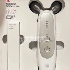 메디큐브 더마 ems 리프팅기계