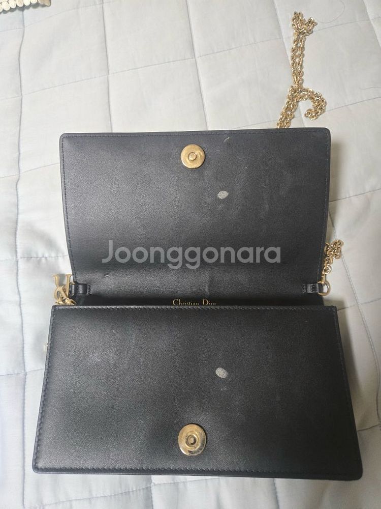 레이디 디올 dior 파우치백(골드체인) 중고 판매--2
