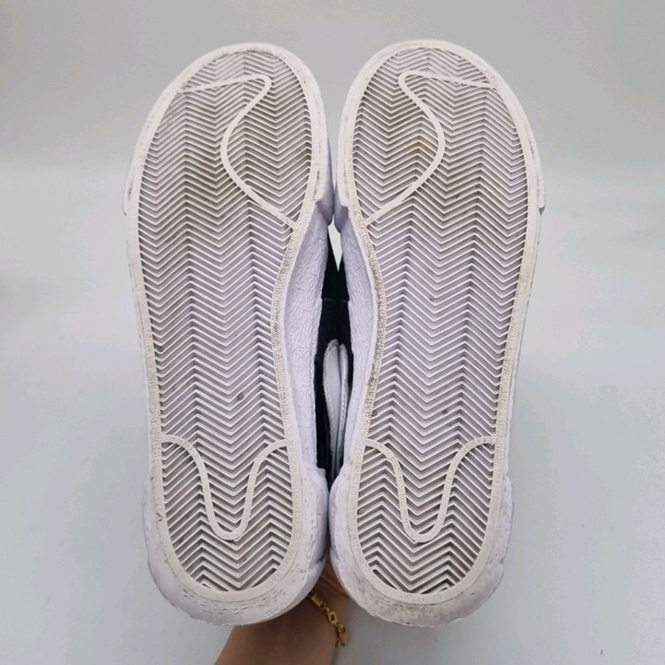 나이키 사카이 블레이져 로우 스니커즈265 이미지