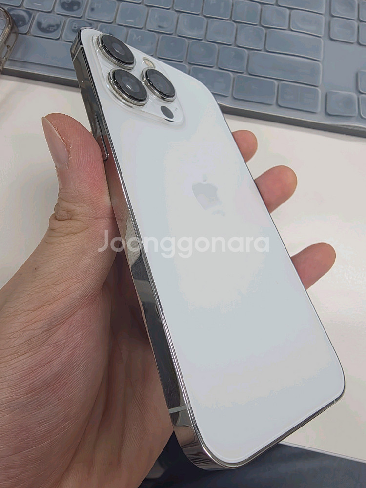 아이폰 13 프로 256GB--8