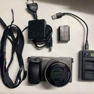 Sony a6000 바디 및 충전기, 베터리