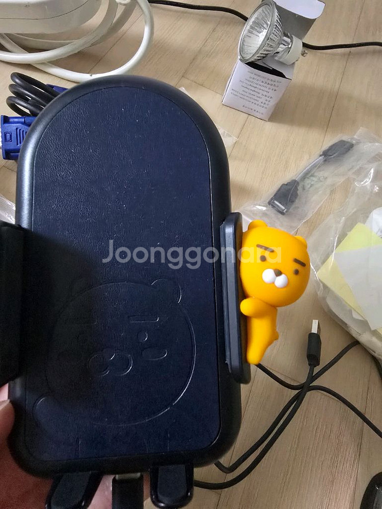차량용 스마트폰 충전기 및 보풀제거기 판매합니다@@@--1