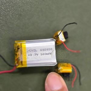 602030 3.7v 300mA 베터리