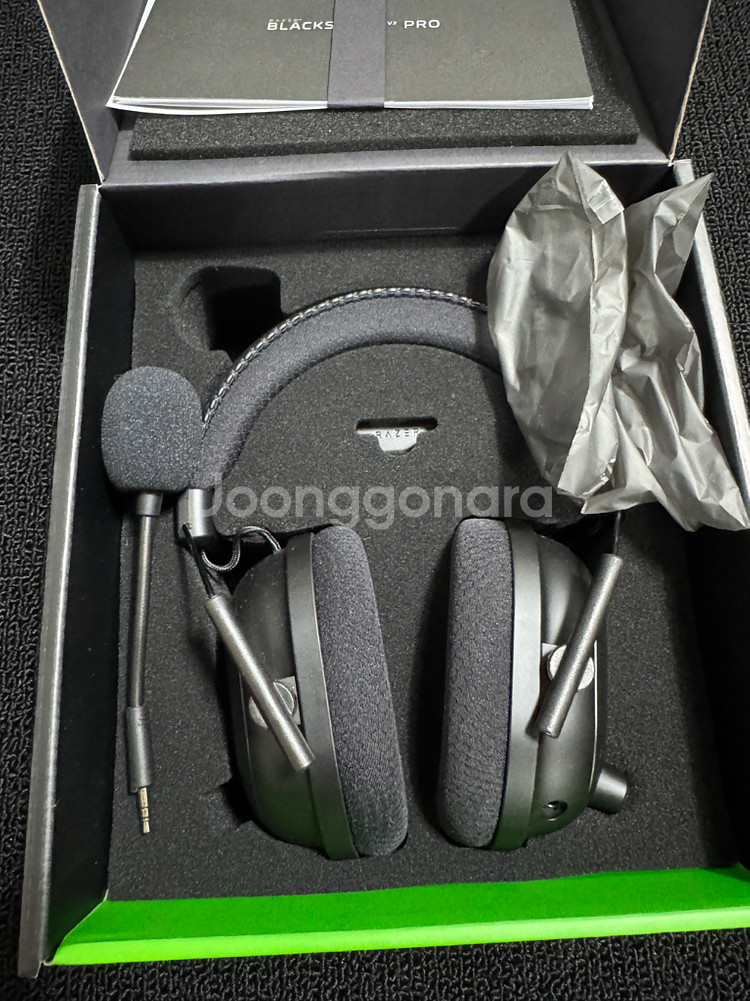 레이저 블랙샤크 V2 pro xbox 판매합니다--1