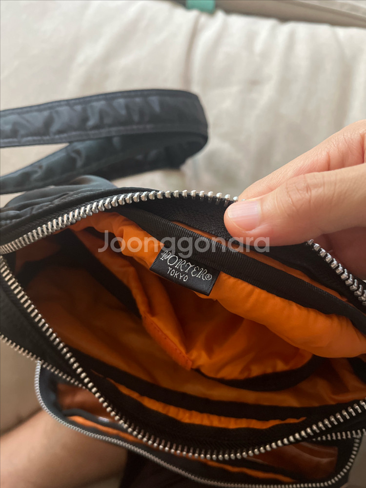 포터 탱커 숄더백 스몰 블랙--6