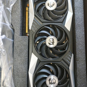 MSI 라데온 RX 6800XT 게이밍 트리오 팝니다