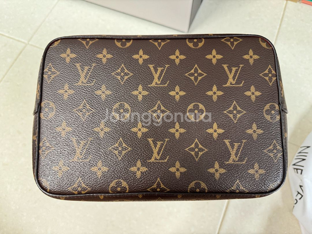 루이비통 네오노에 MM 레드--3