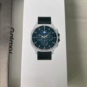 갤럭시워치8 클래식 46mm 블랙 미개봉 팝니다