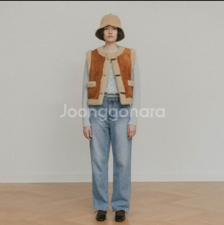 시엔느 sienne 깜봉 시어링 베스트--0