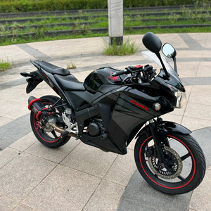 혼다 cbr125 17년 풀배기 짧은키로수 판매합니다