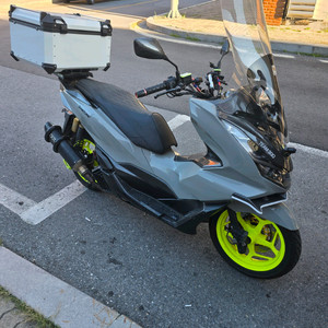 pcx125 풀튜닝 머플러 구변 안개등 구변