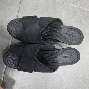 크록스230