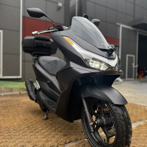 혼다 Pcx125 ABS 25년식 10Km 신차급 판매