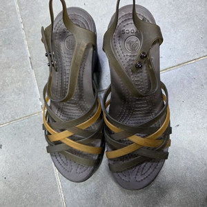 크록스230