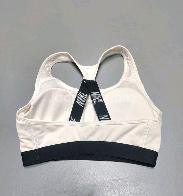 나이키 스포츠브라탑M/런닝/헬스/요가/택포--1