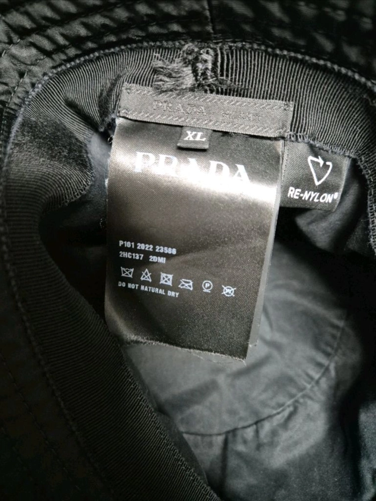 프라다 버킷햇 XL 이미지