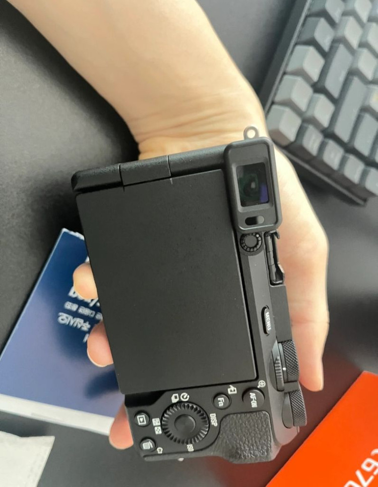 소니a6700 이미지