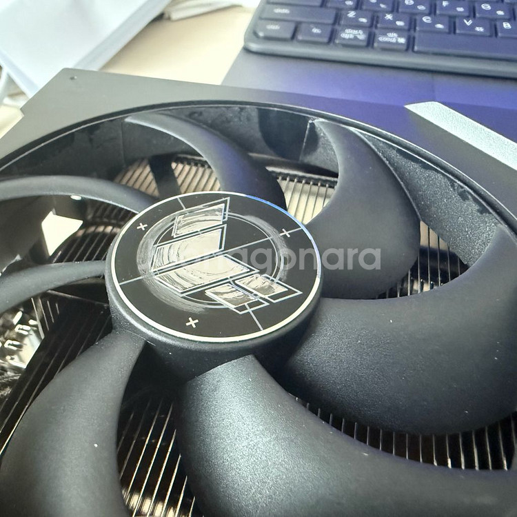 ASUS TUF 게이밍 RTX 4090 O24G OC--6