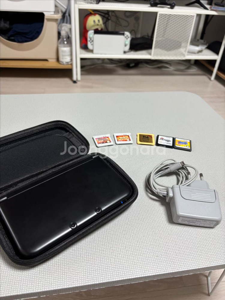 닌텐도 3ds xl 팝니다. 순정 일괄--0