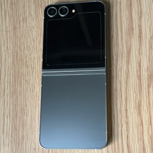 플립6 256gb 실버 색상