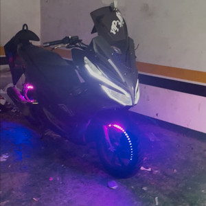 pcx 풀튜닝 묻따 부품 차량