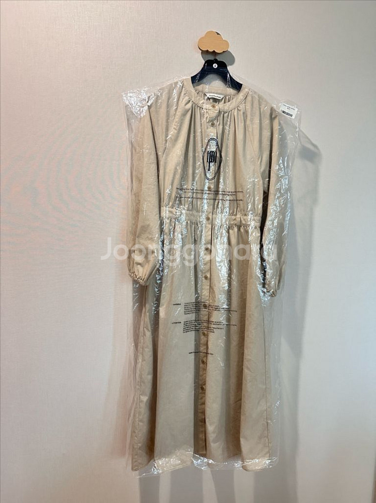 망고매니플리즈 몬도 셔링 원피스 베이지 S--2