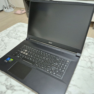 게이밍 노트북(MSI SWORD GF76 B13VFK)
