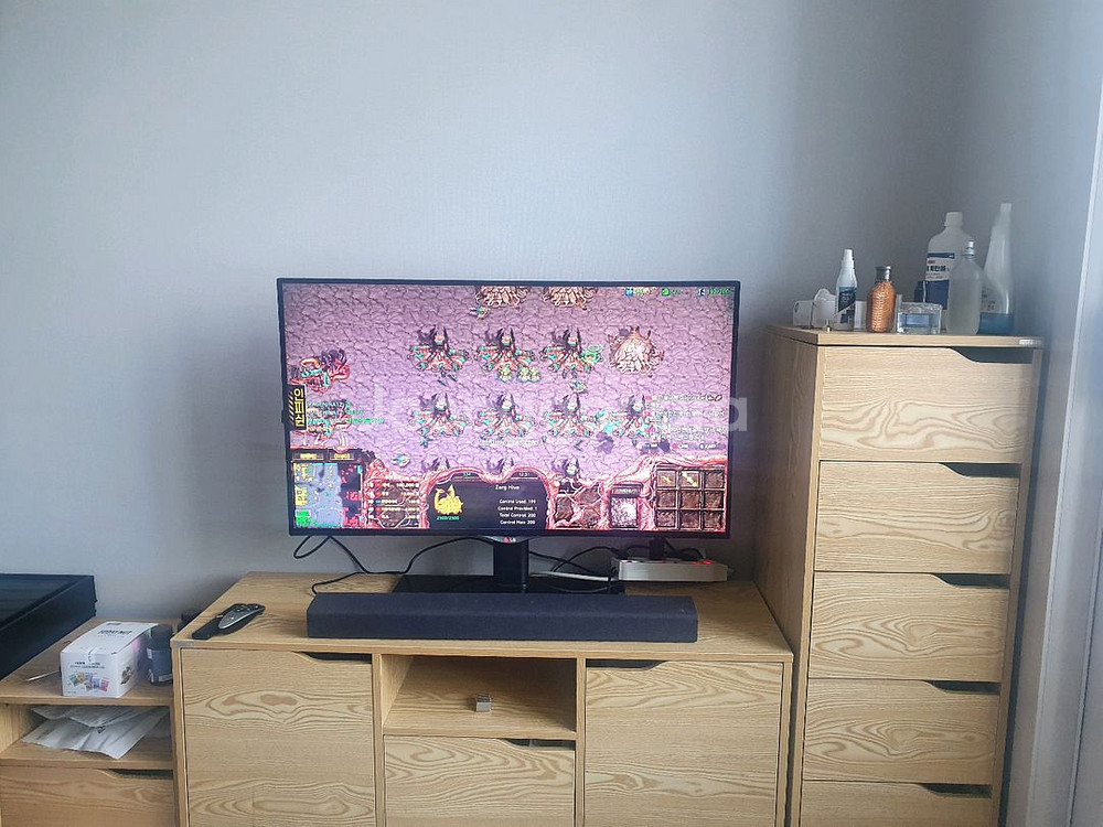 LG 42인치 TV & 사운드바--0