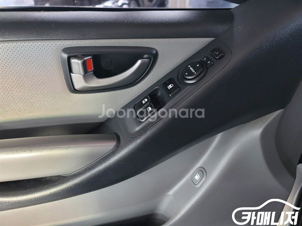 [현대]더 뉴 그랜드 스타렉스 2WD 밴 3인승 스마트--8