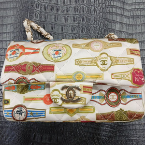 샤넬 크루즈 컬렉션 뉴미니 새틴 프린팅 쿠바