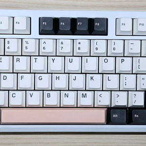 풀 알루미늄 키보드 VXE75 판매합니다