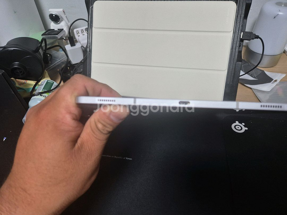 갤럭시 탭 S10 플러스 256 WIFI 팝니다.--5