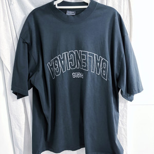 발렌시아가 반팔