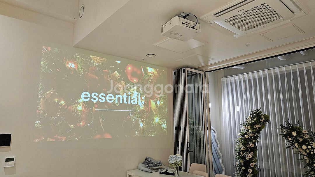 레이저 빔프로젝터 6000안시 맥셀 MP-WU5603--4