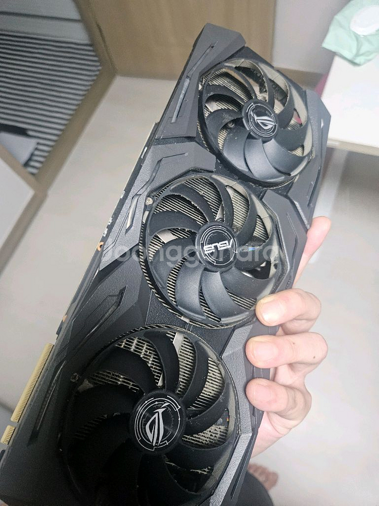 ASUS ROG 게이밍 그래픽카드 2070s--0