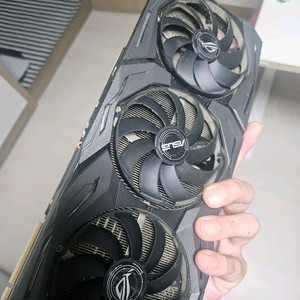 ASUS ROG 게이밍 그래픽카드 2070s