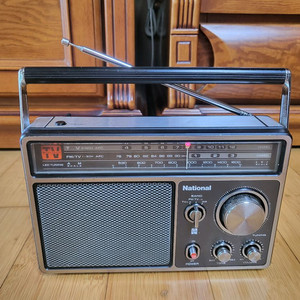 내쇼날파나소닉 RF-1090 라디오
