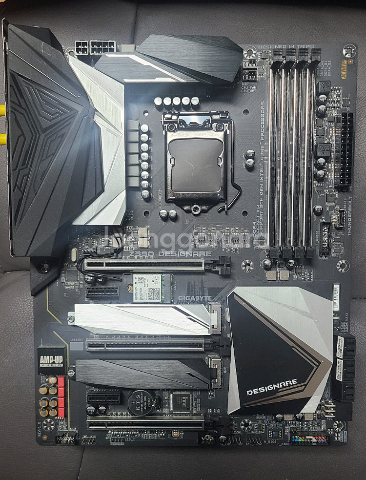 Gigabyte Z390 Designare 최상위보드--2