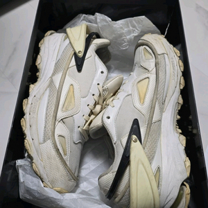 아디다스X라프시몬스 리스폰스 트레일 화이트/블랙 260