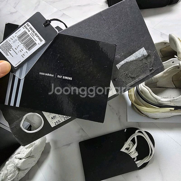 아디다스X라프시몬스 리스폰스 트레일 화이트/블랙 260--6