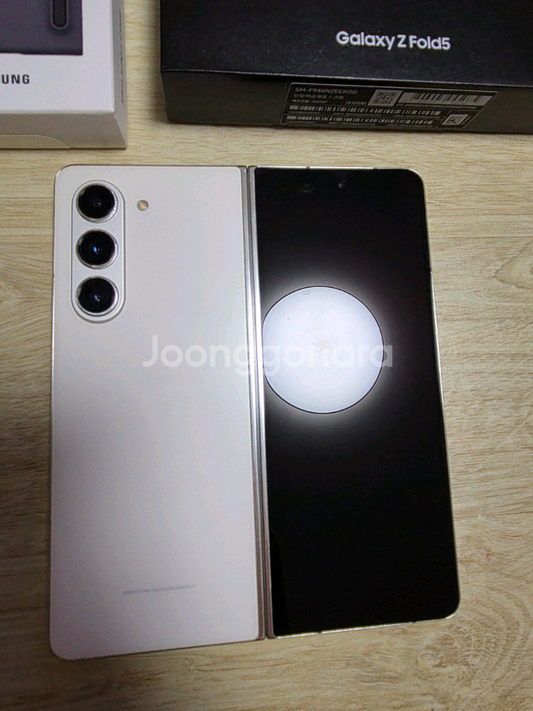 갤럭시 Z 폴드5 512GB 크림색--15