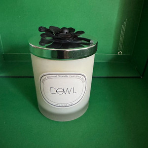 DEWL 캔들 새상품 블랙앤화이트 소품으로 이쁘죠