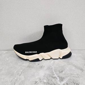 발렌시아가 스피드러너 스니커즈 38사이즈 250 255