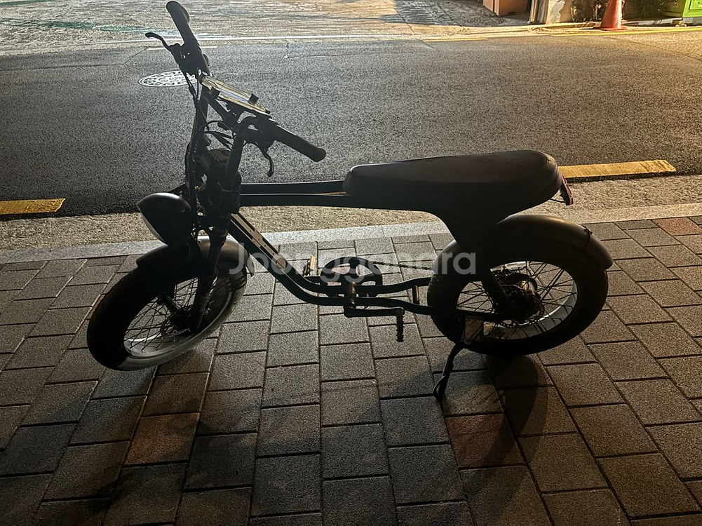퀄리 볼트 b 전기자전거 (쿨거시 5만원 네고)--1