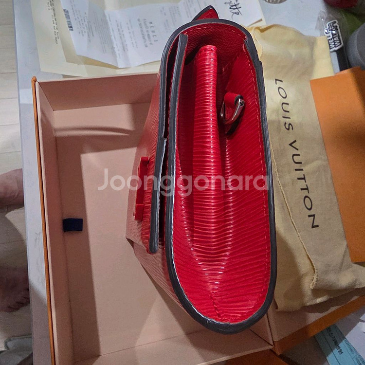 루이비통 에삐크레리--8