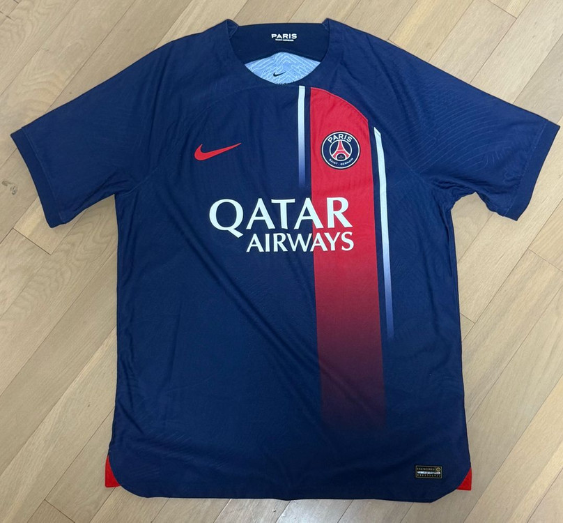 23/24 PSG 홈 유니폼 L(어센틱) 이미지