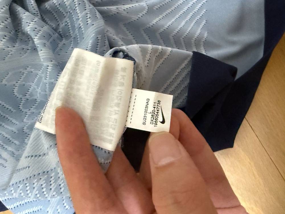 23/24 PSG 홈 유니폼 L(어센틱) 이미지