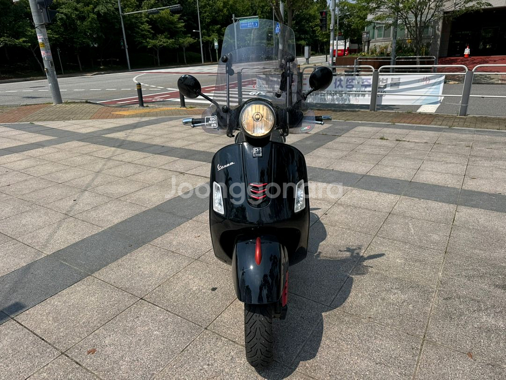 베스파 gts300 18년형 abs 팝니다--1