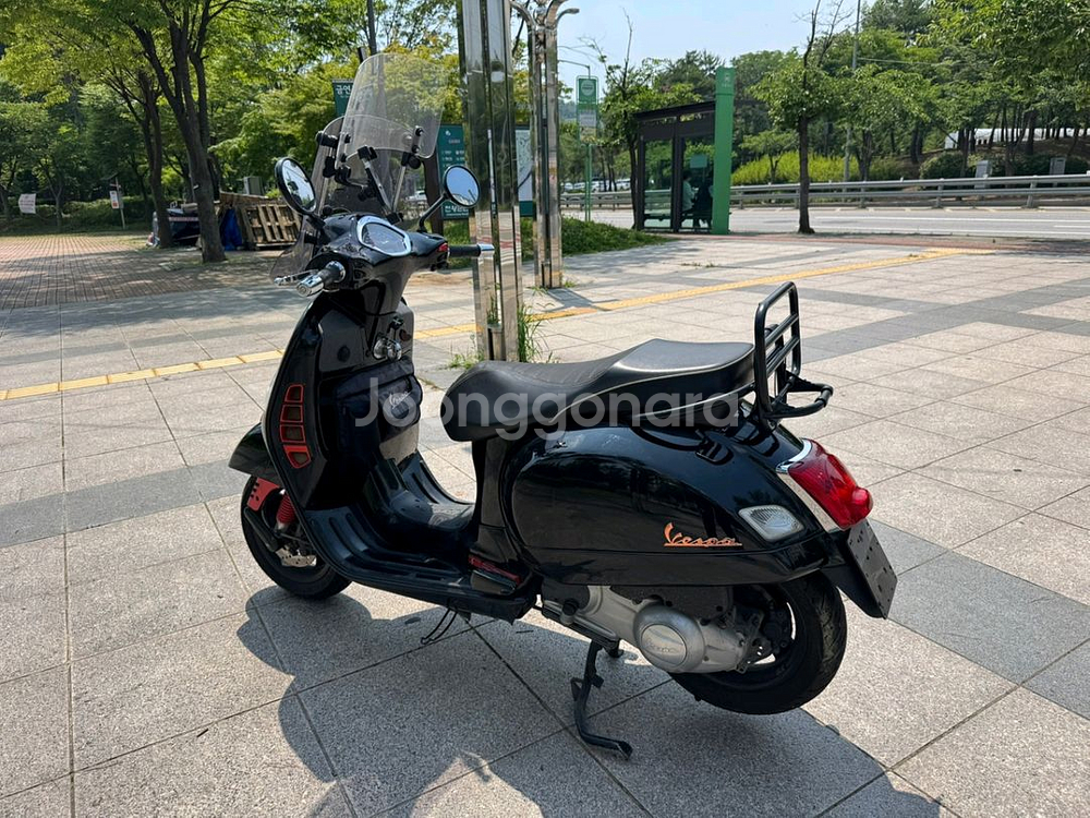 베스파 gts300 18년형 abs 팝니다--4